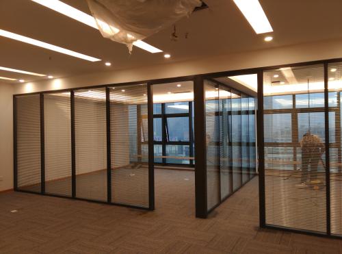 玻璃的特點(diǎn)